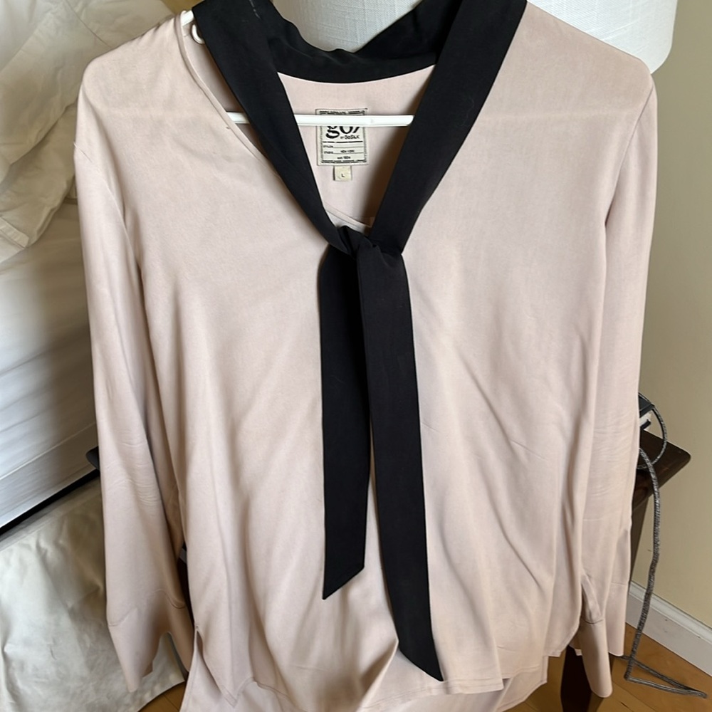 Women's Cream and Black Top